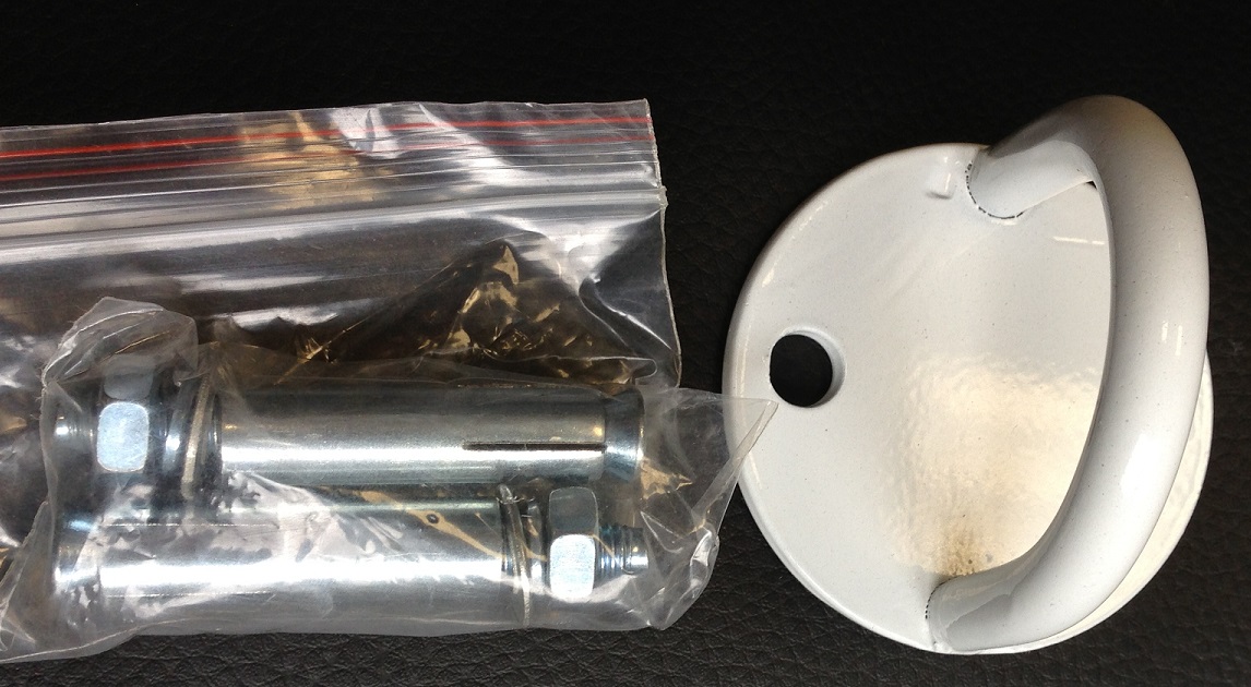 AGGANCIO A MURO SACCO